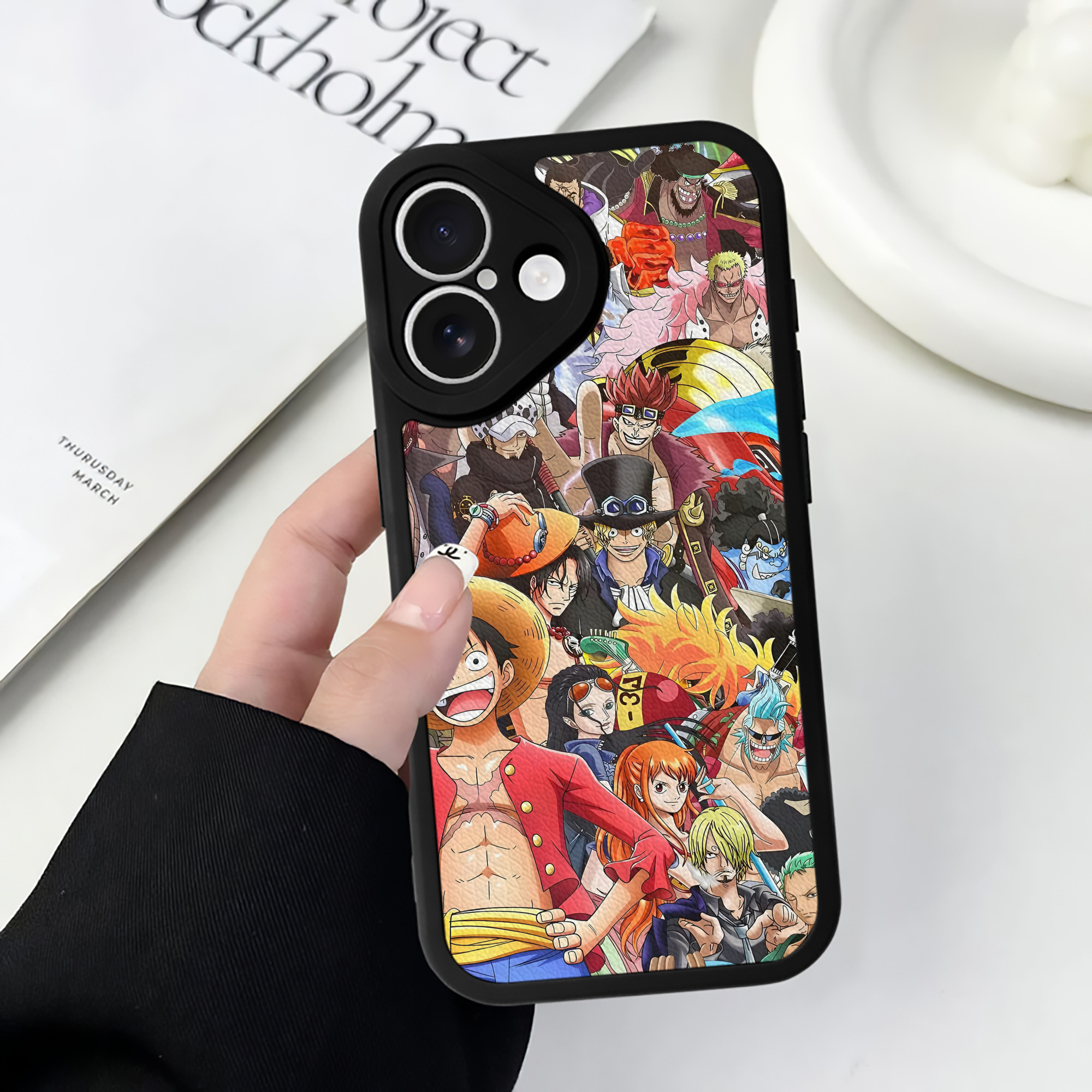 （画像用） ワンピース ONE PIECE 【iPhone 16シリーズ対応】シリコンスマホケース（レザー調） 材質：シリコン